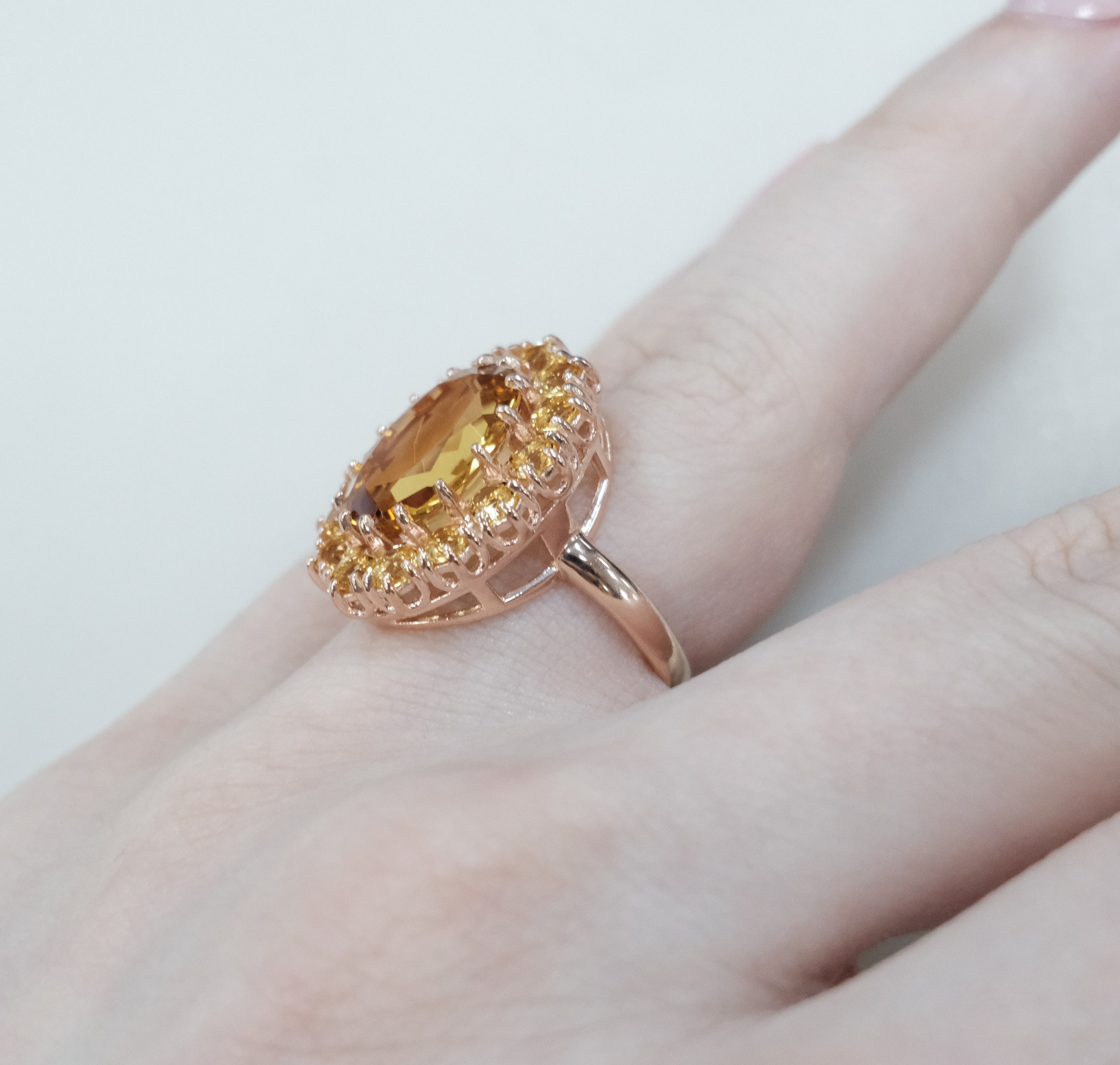 Серебряное кольцо с цитринами
